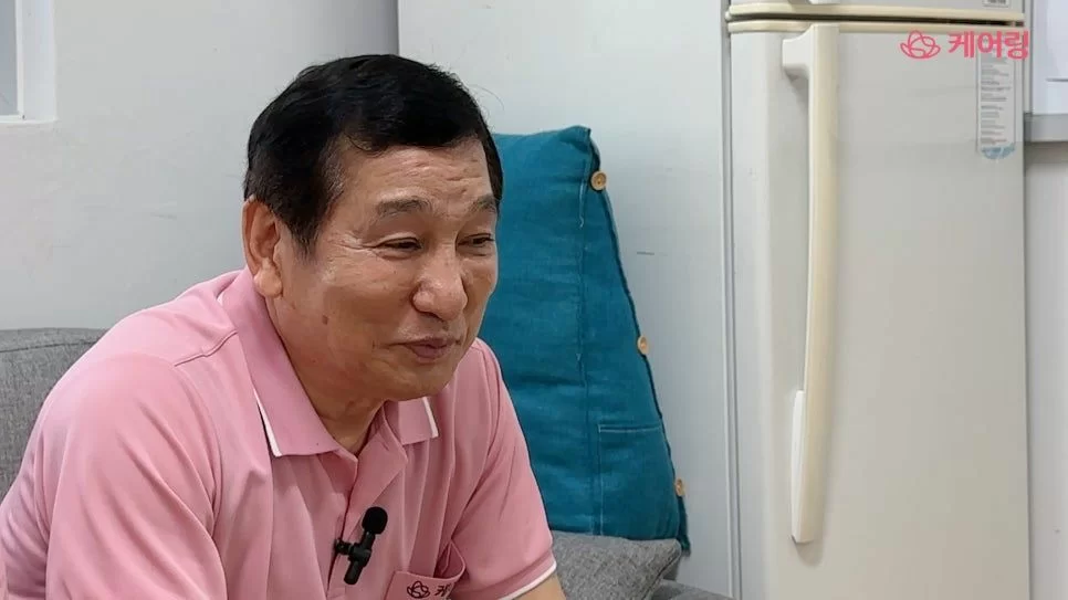 김창수 요양보호사가 인터뷰하는 모습