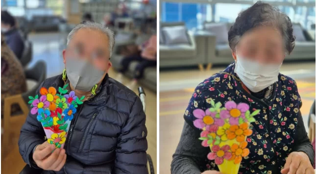 케어링 주간보호센터 창원 진해점 꽃 만들기 활동