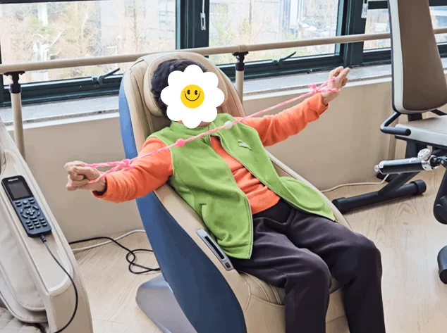 케어링 주간보호센터 대전 서구점 라쿠다 밴드 운동